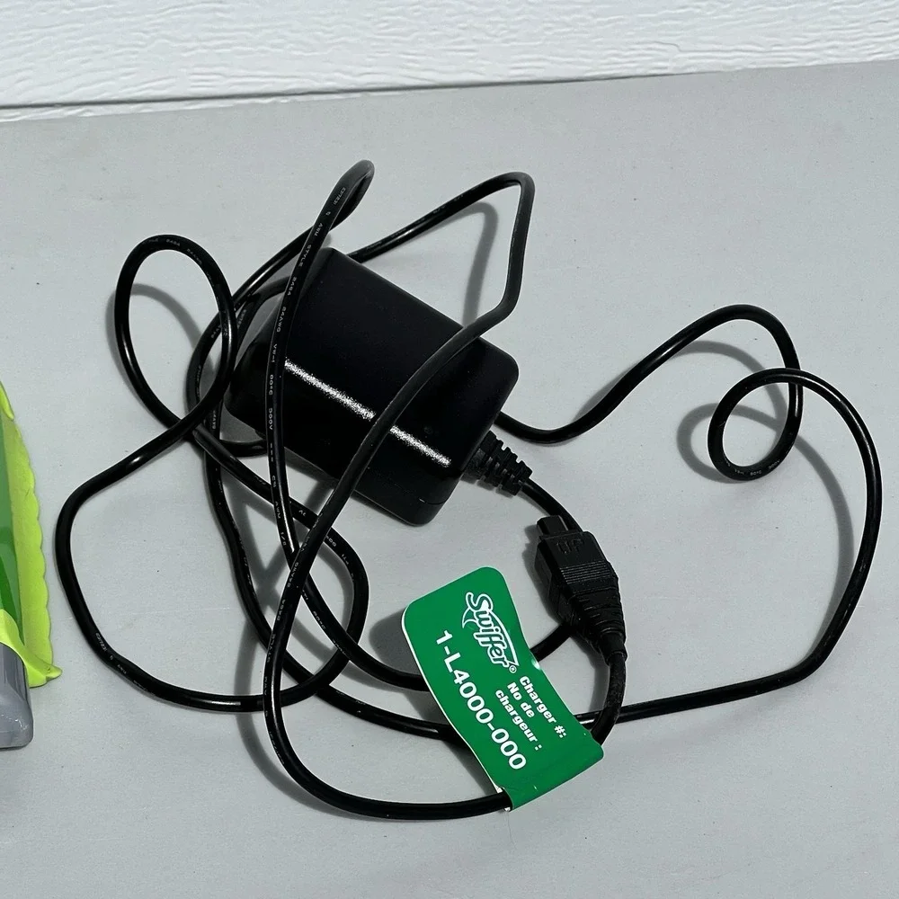 Swiffer Sweeper Sweep Vac Vacuum L4000-000 With Charger Tested Works Great 2022